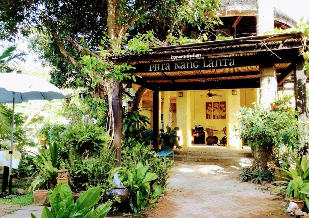Vacation Village Phra Nang Lanta - Sha Extra Plus Koh Lanta Ngoại thất bức ảnh